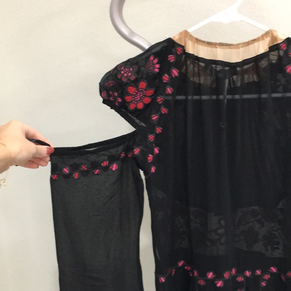 dress - Picture 2 of 4